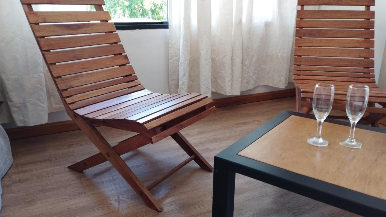 Las Rosas- Centro De Federacion- 3 Cuadras De La Playa- Solo Con Sena Екстериор снимка